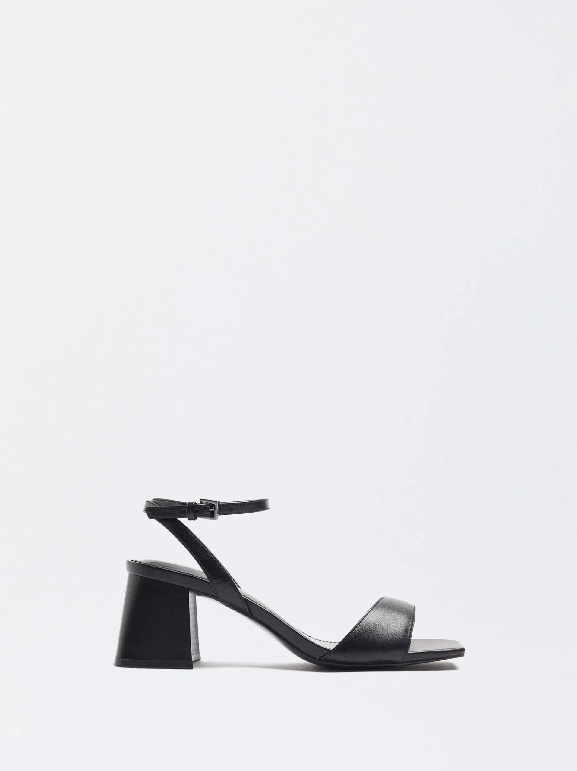 PARFOIS Raffinierter Modeschmuck|Lange Halsketten>Absatzsandalen Mit Knöchelriemchen Schwarz