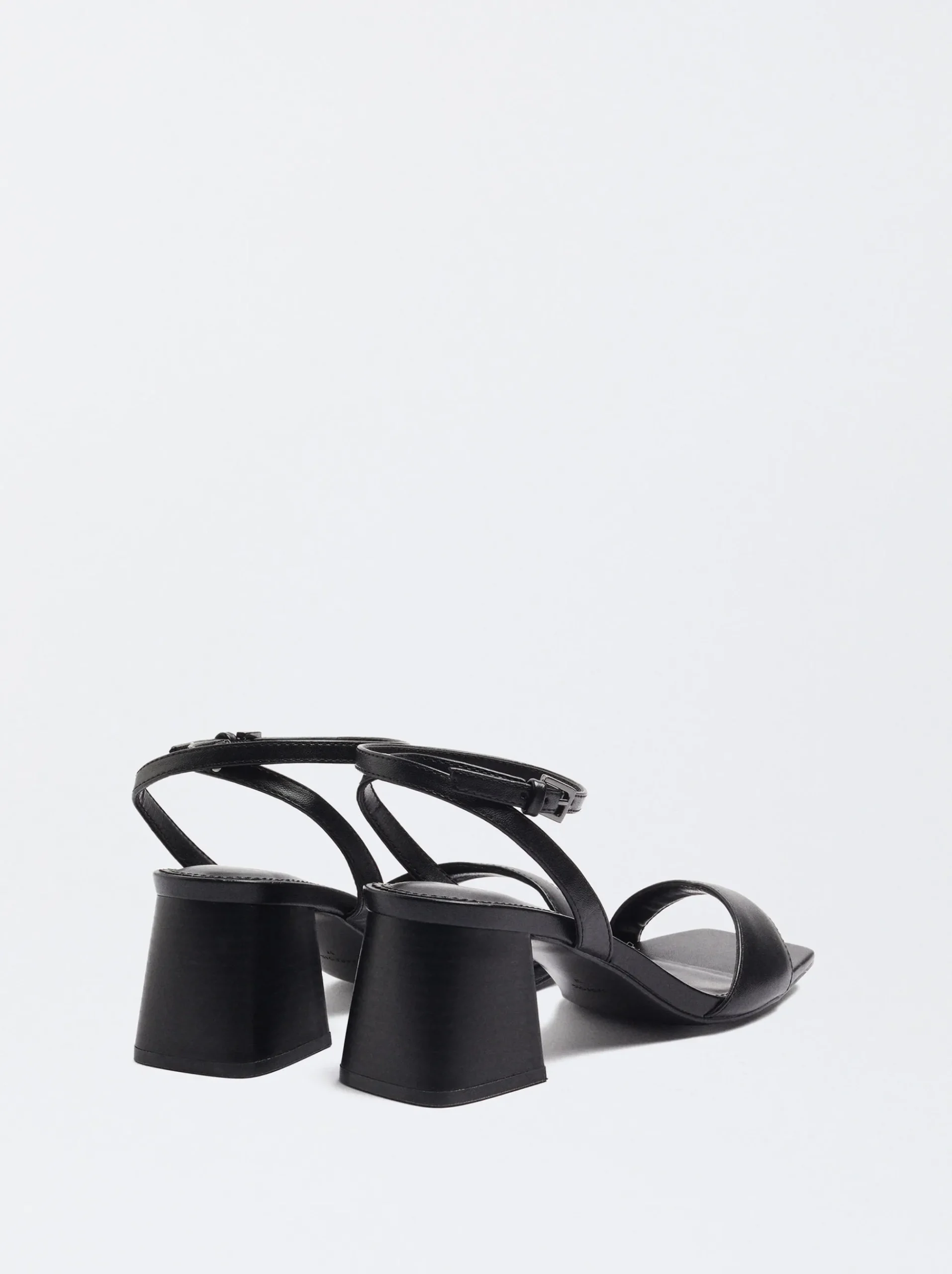PARFOIS Raffinierter Modeschmuck|Lange Halsketten>Absatzsandalen Mit Knöchelriemchen Schwarz