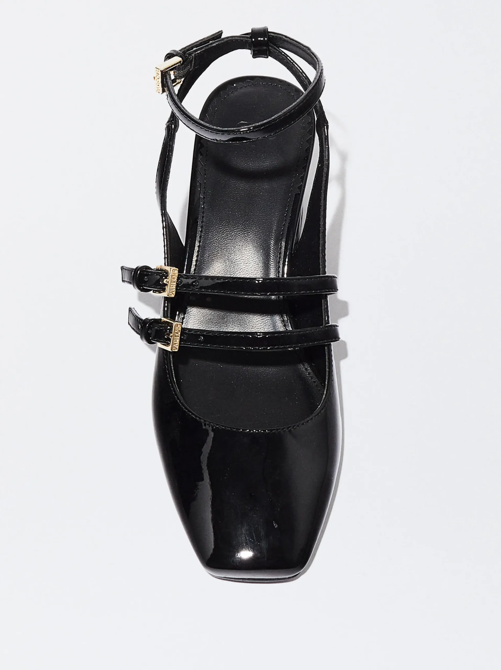 PARFOIS Raffinierter Modeschmuck|Kurze Ohrringe>Absatzschuhe Mit Offener Ferse In Lackoptik Schwarz