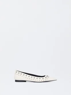 PARFOIS Raffinierter Modeschmuck|Kurze Ohrringe>Ballerina Mit Metallnieten Weib