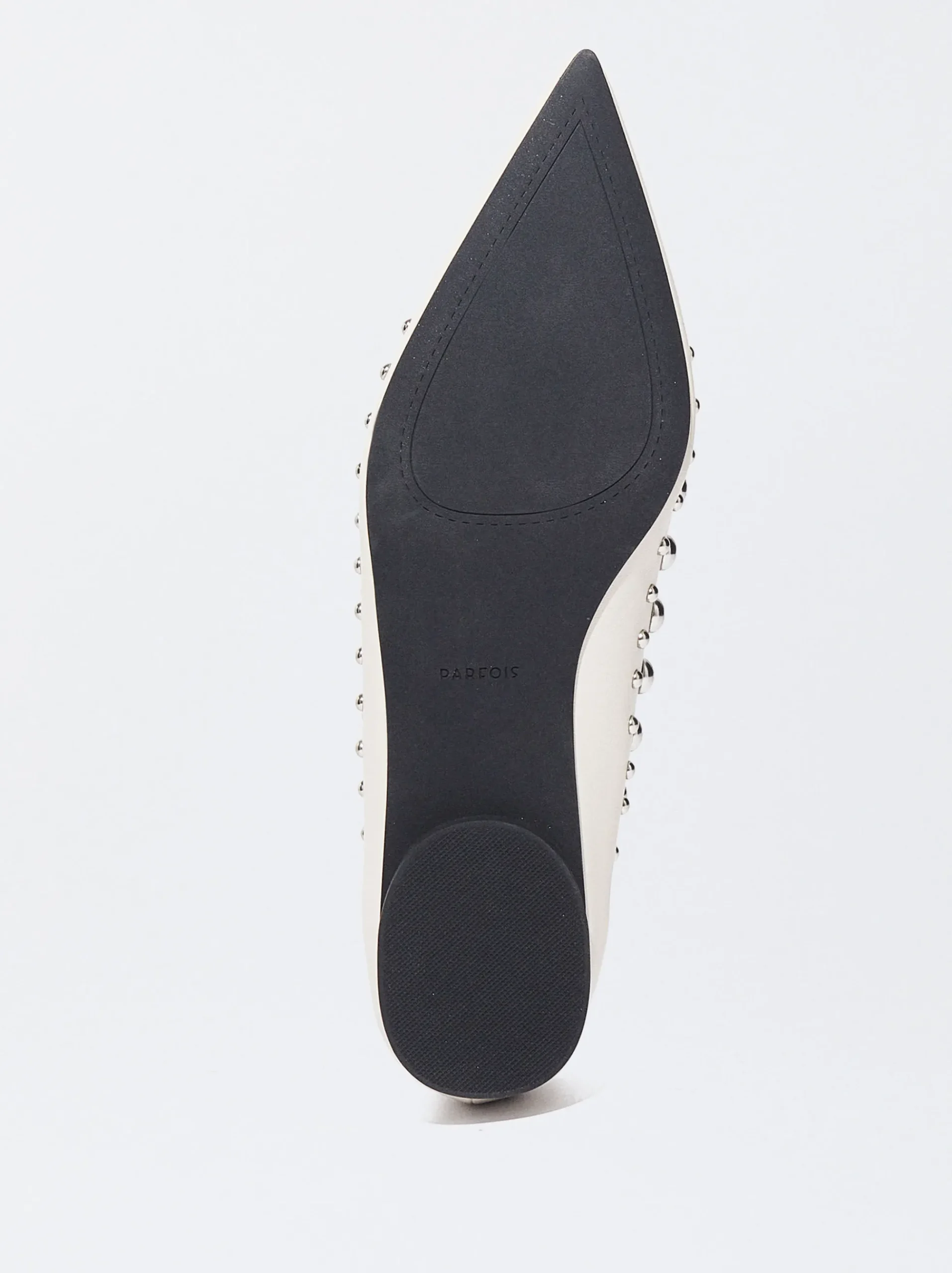 PARFOIS Raffinierter Modeschmuck|Kurze Ohrringe>Ballerina Mit Metallnieten Weib