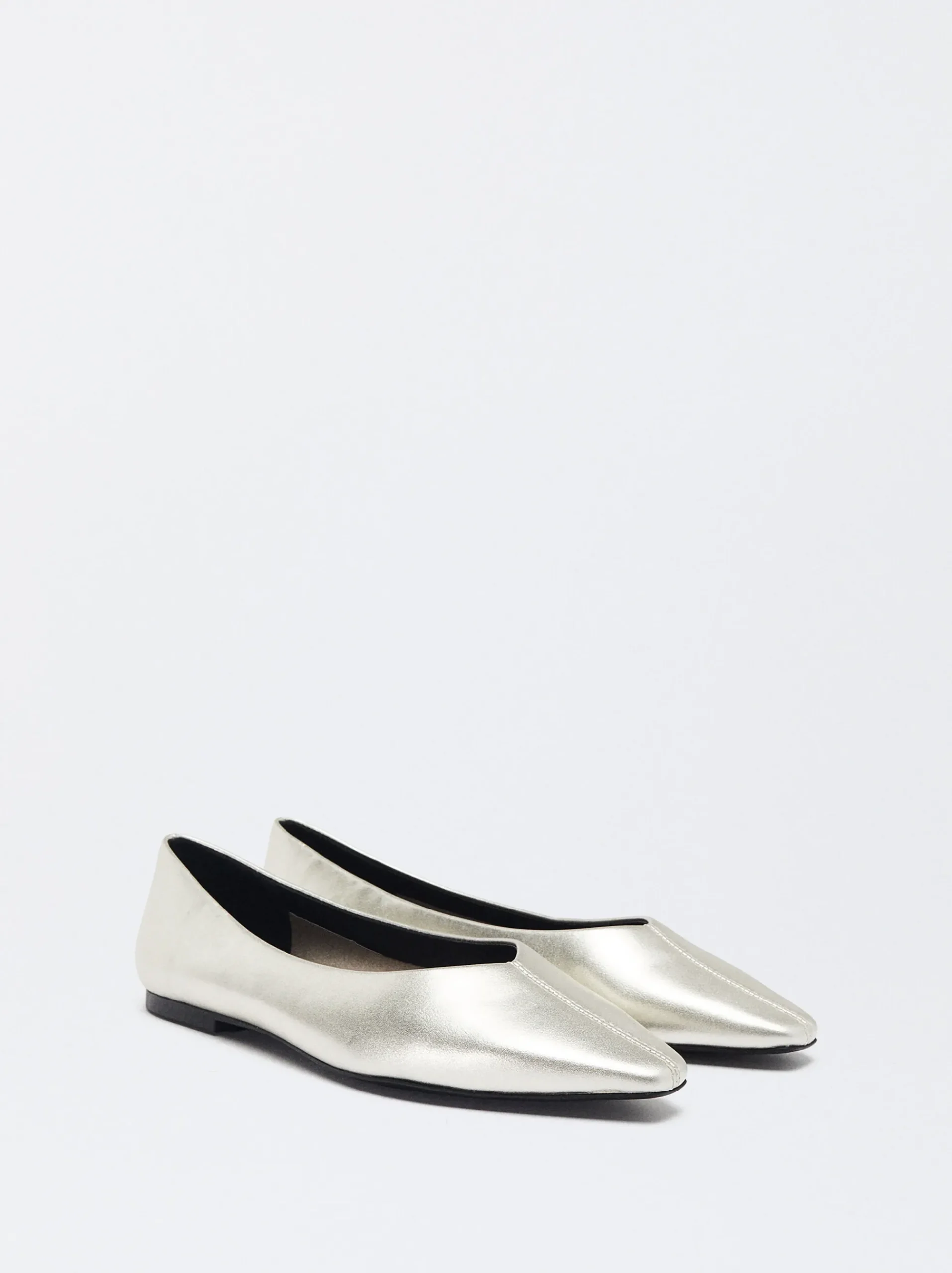 PARFOIS Raffinierter Modeschmuck|Kurze Ohrringe>Ballerinas Aus Metallic-Leder Golden