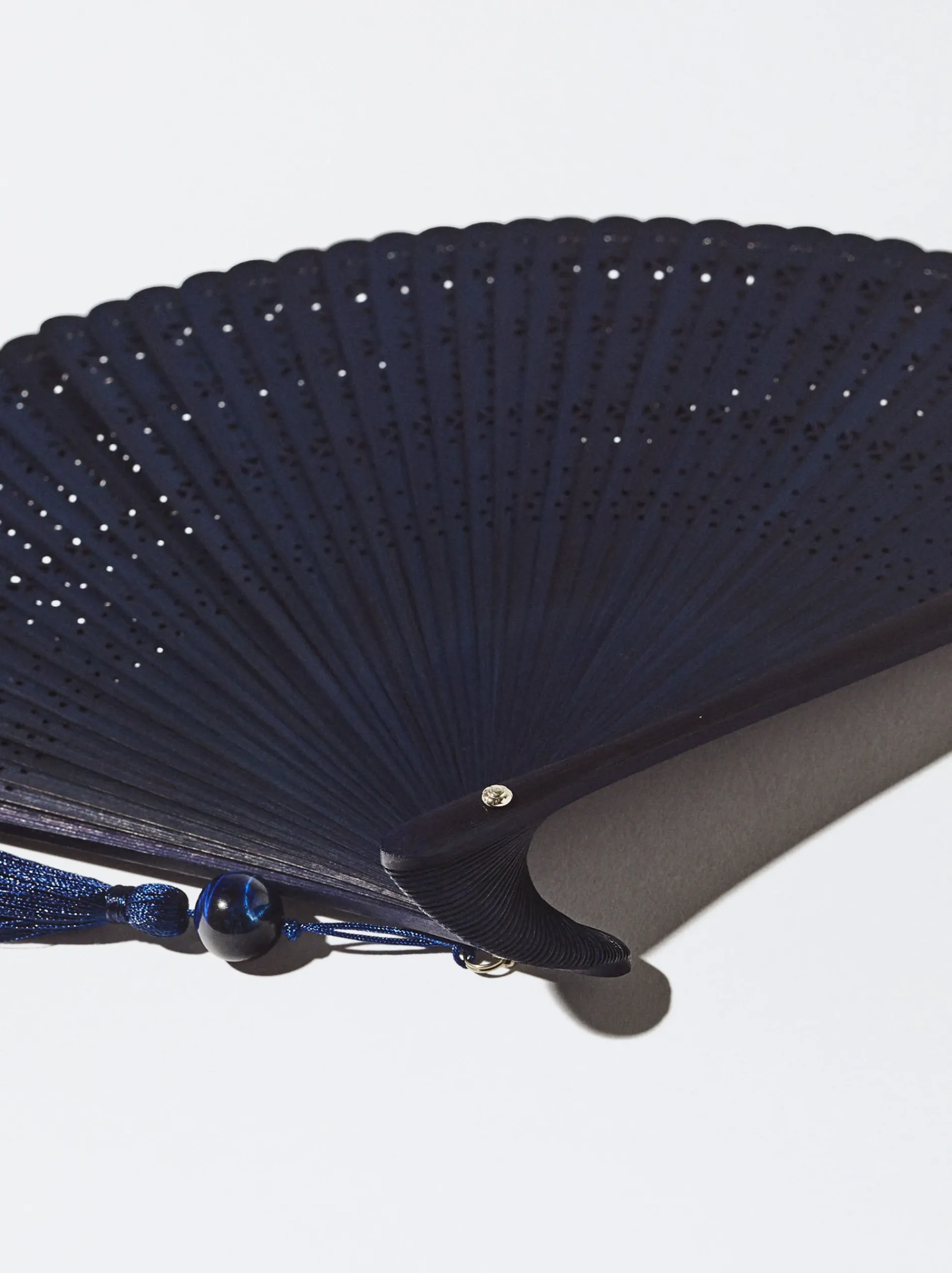 PARFOIS Fächer>Bambusfächer Mit Lochmuster Blau