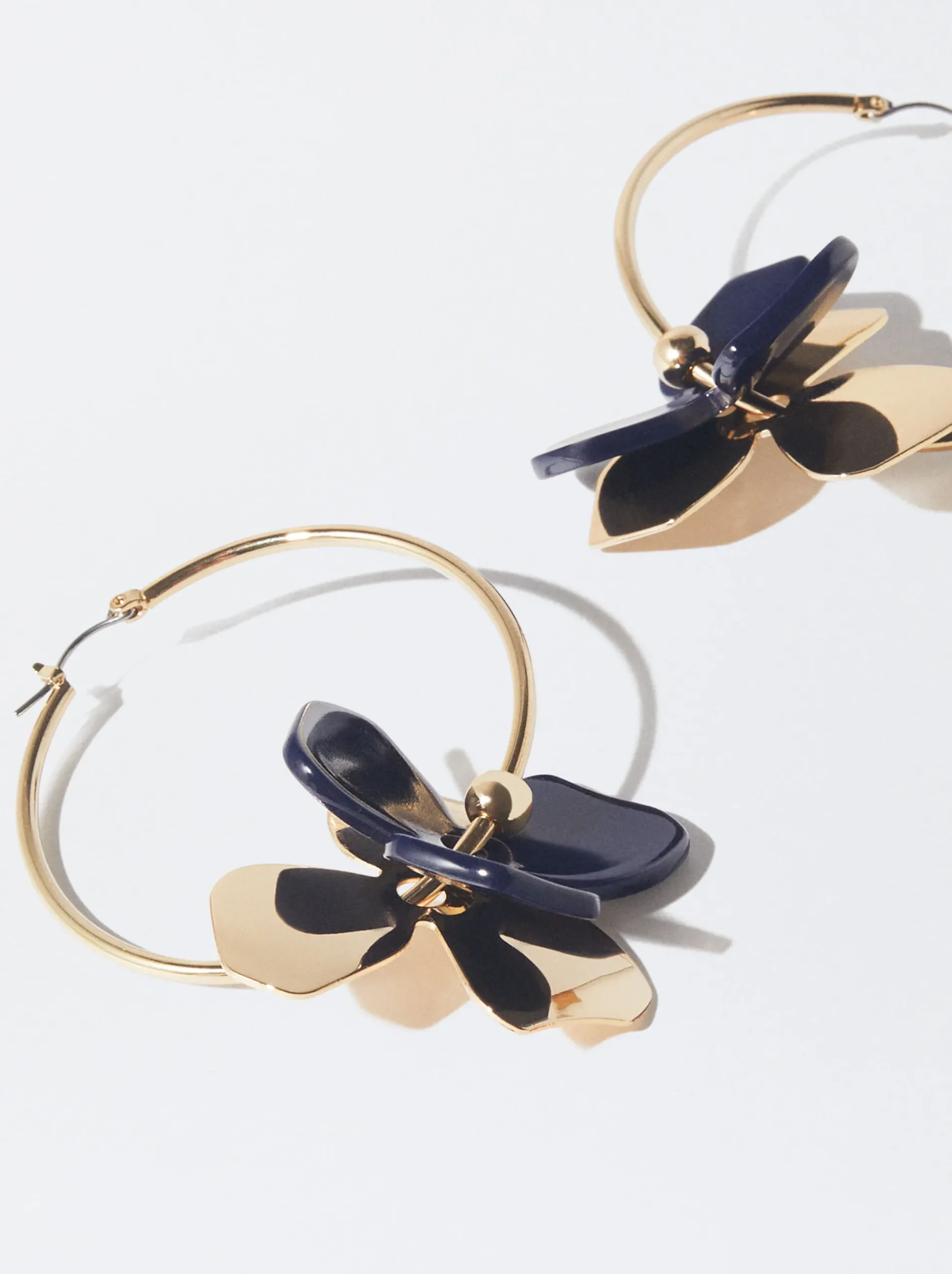PARFOIS Lange Ohrringe|Trend Collection>Creolen Mit Blume Blau