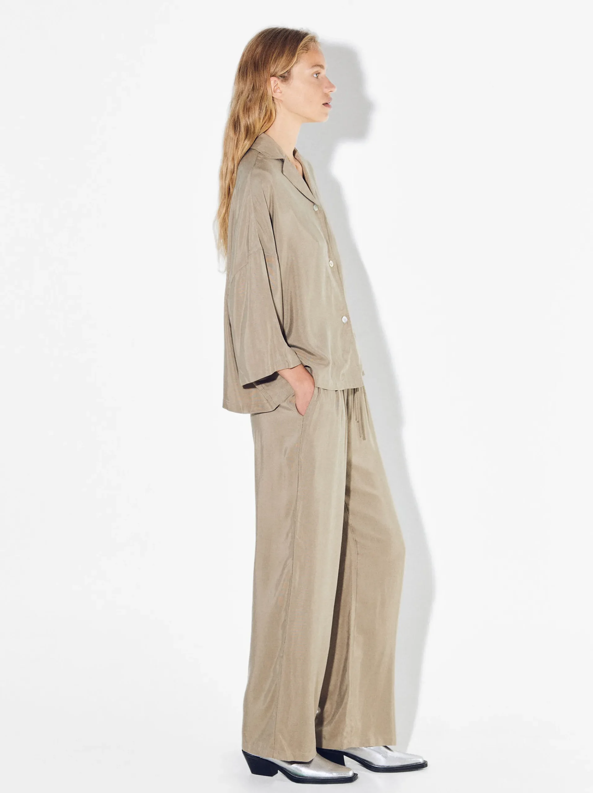 PARFOIS Lange Halsketten>Cupro-Hemd Mit Knöpfen Beige