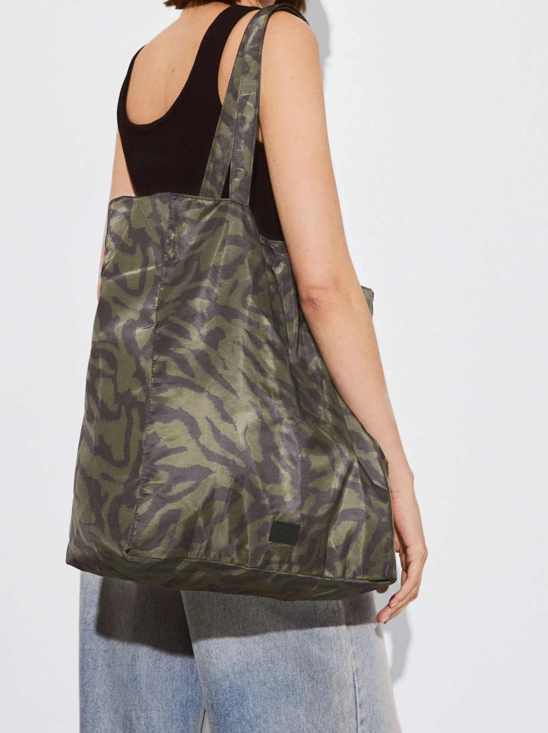PARFOIS Geldbörsen>Geflochte Mehrzwecktasche Aus Nylon Mit Print Mehrfarbig
