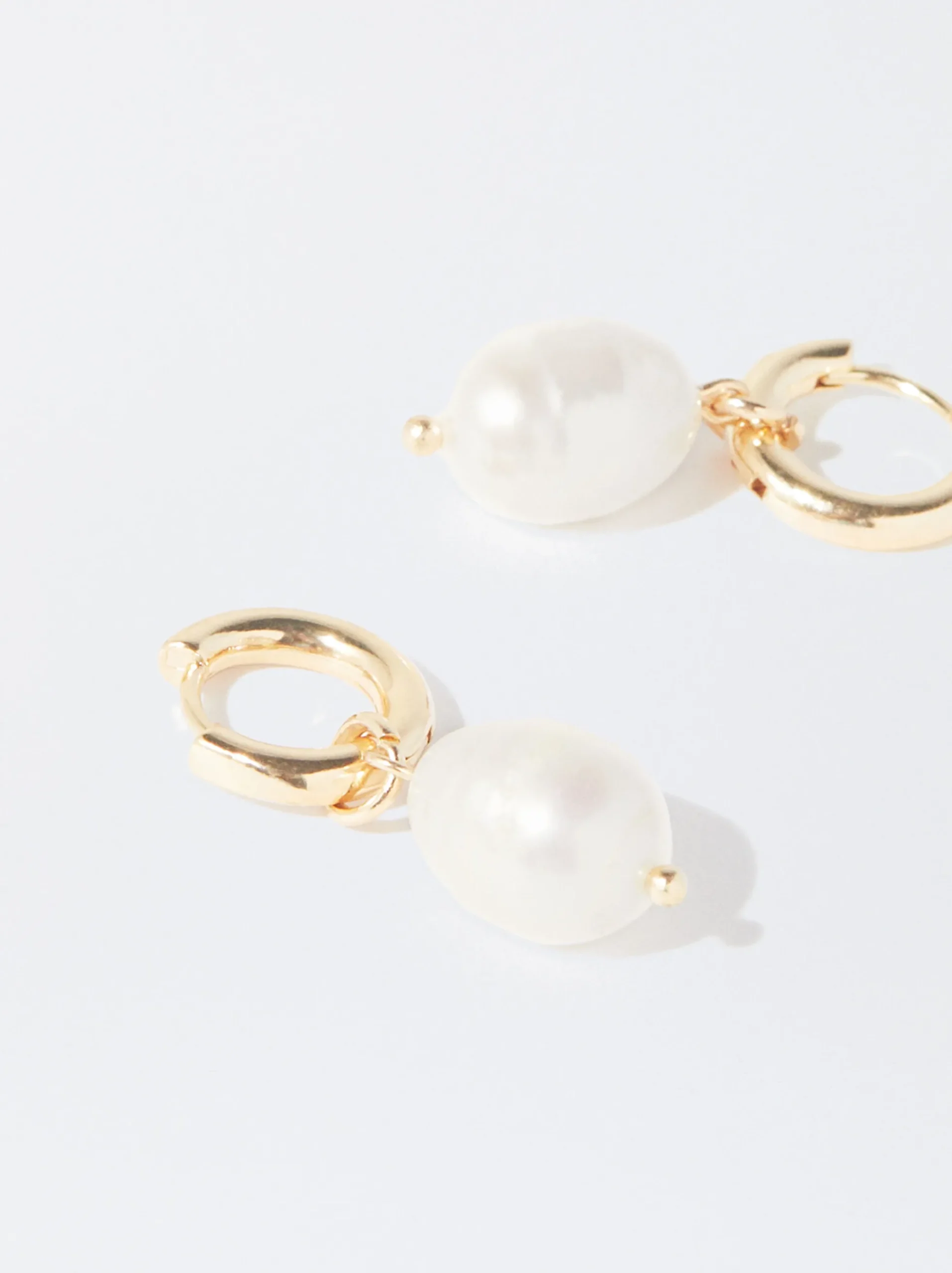 PARFOIS Lange Ohrringe|Basics>e Creolen Mit Süßwasserperle Golden