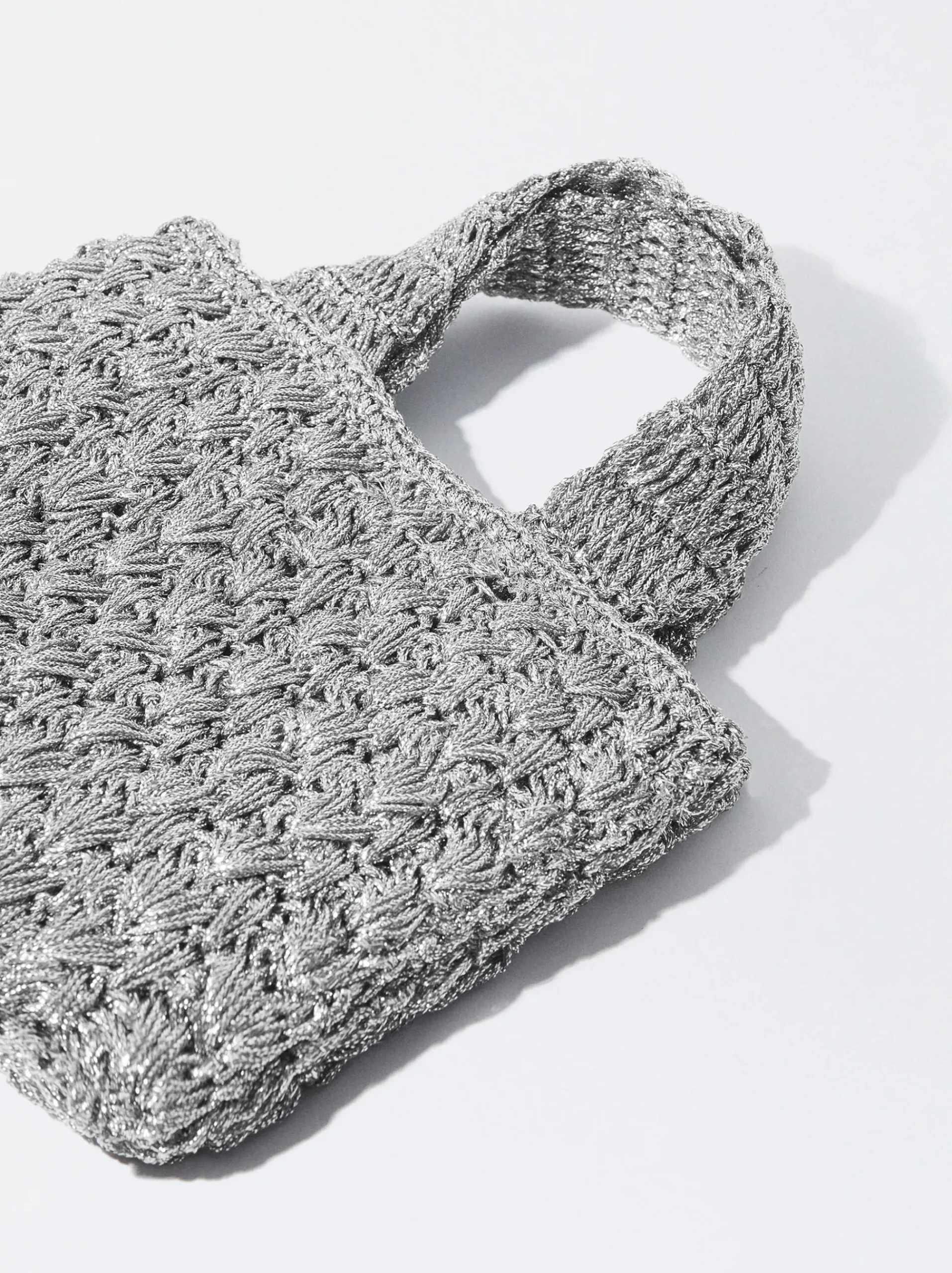PARFOIS Handtaschen>Häkel-Umhängetasche Silber