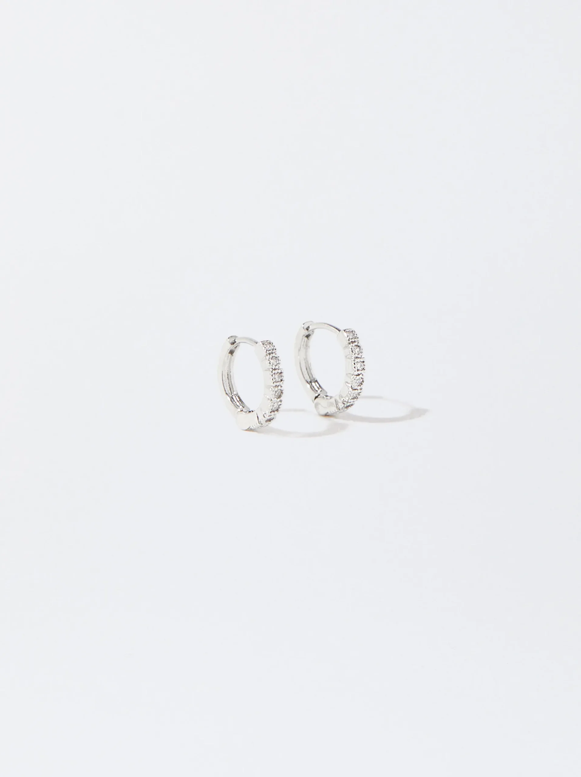 PARFOIS Raffinierter Modeschmuck|Kurze Ohrringe>Kreolen Mit Zirkonia Silber
