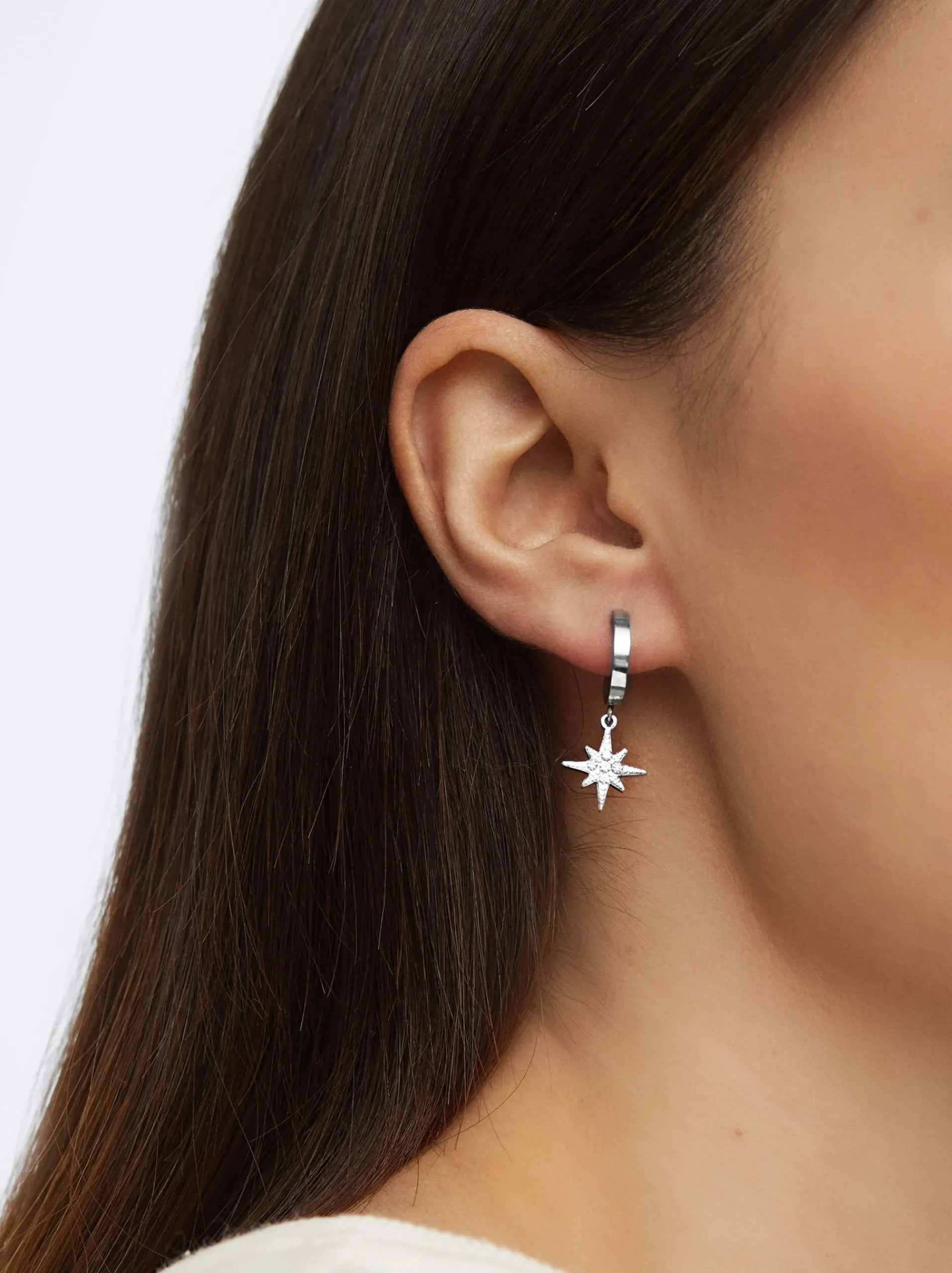 PARFOIS Ohrringe>Kurze Creolen Aus Stahl Mit Charms Und Zierkristallen Silber