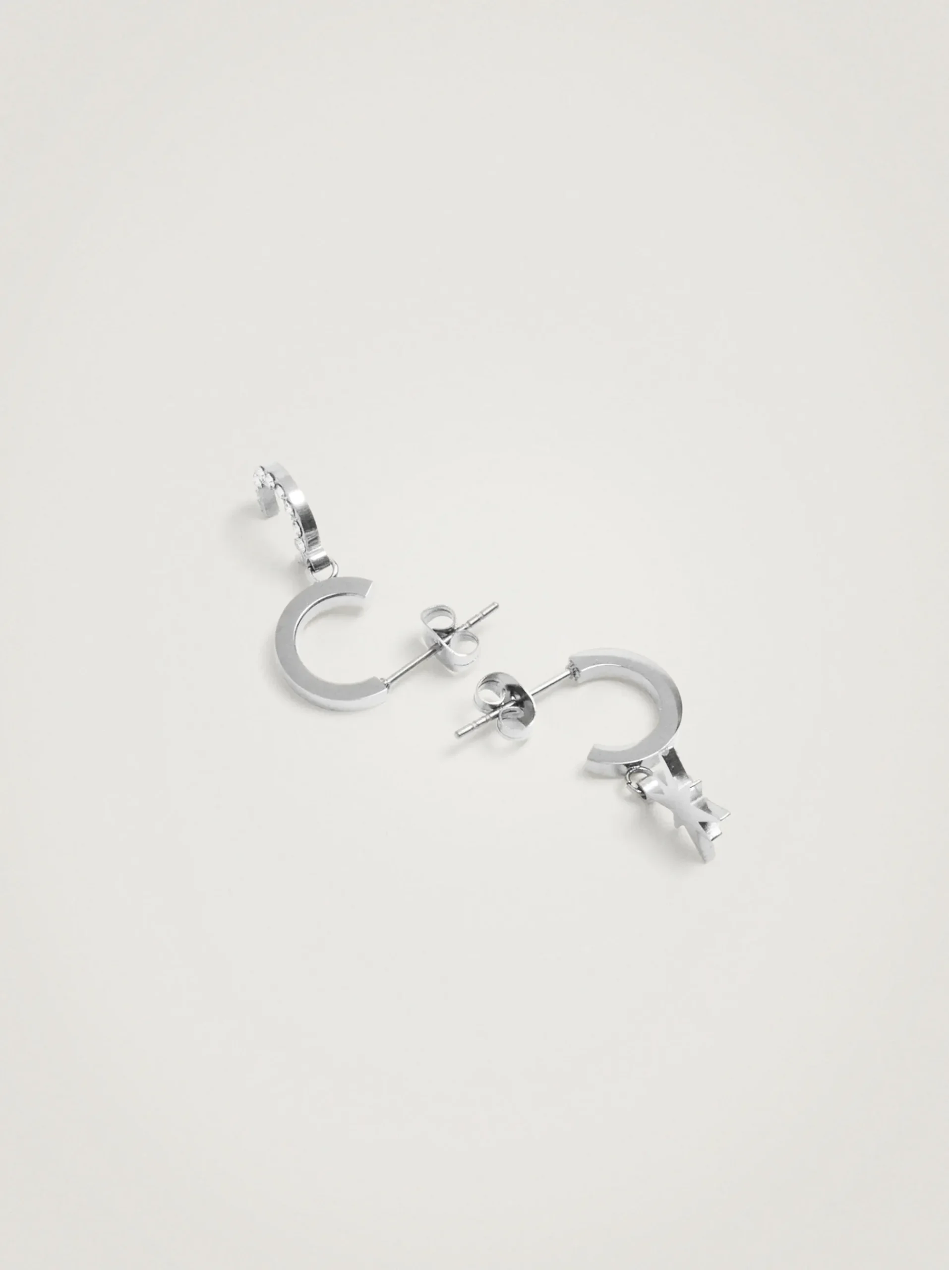 PARFOIS Ohrringe>Kurze Creolen Aus Stahl Mit Charms Und Zierkristallen Silber