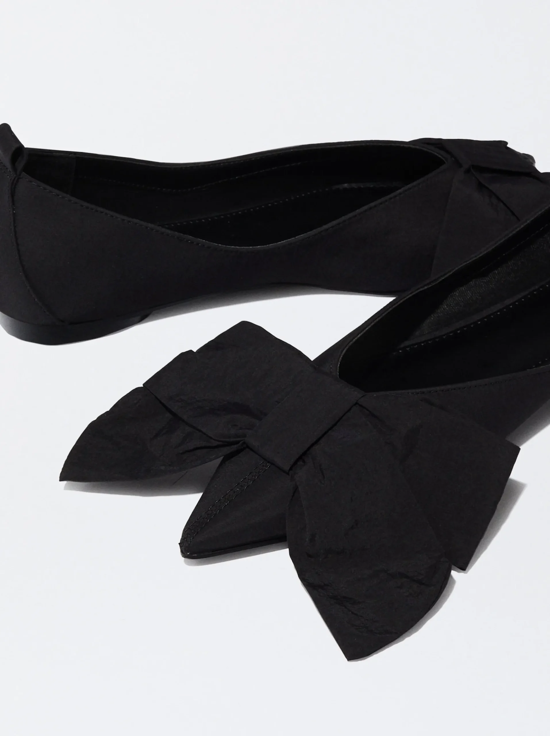 PARFOIS Raffinierter Modeschmuck|Lange Halsketten>Maxi-Bogen Ballerina Schwarz