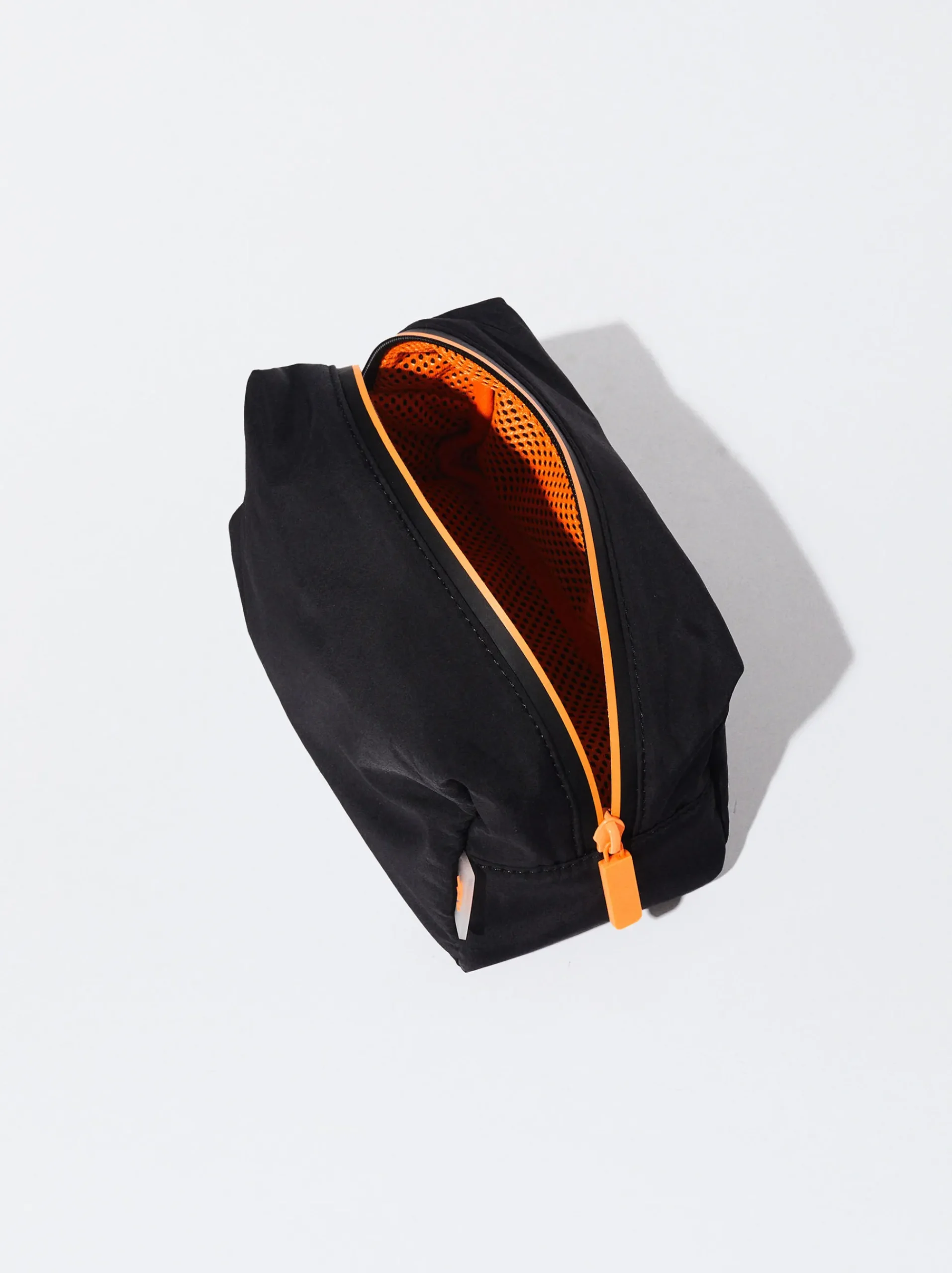 PARFOIS Geldbörsen>Mehrzwecktasche Aus Recyceltem Nylon Schwarz