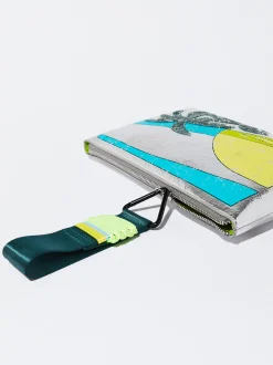 PARFOIS Geldbörsen>Mehrzwecktasche Im Metallischen Look Mit Print Silber