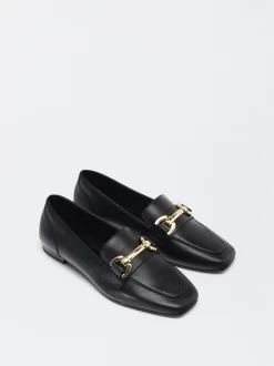 PARFOIS Raffinierter Modeschmuck|Kurze Halsketten>Mokassins Aus Leder Mit Metallschnalle Schwarz