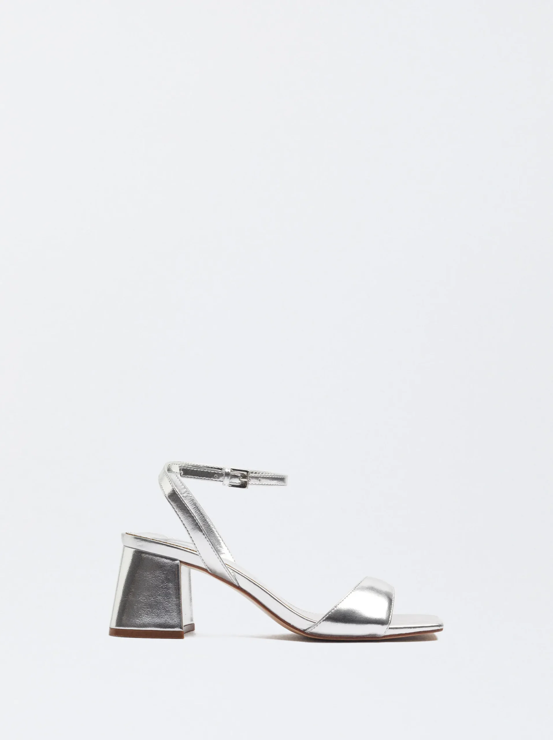 PARFOIS Raffinierter Modeschmuck|Lange Ohrringe>Online Exclusive - Absatzsandalen Mit Knöchelriemchen Silber