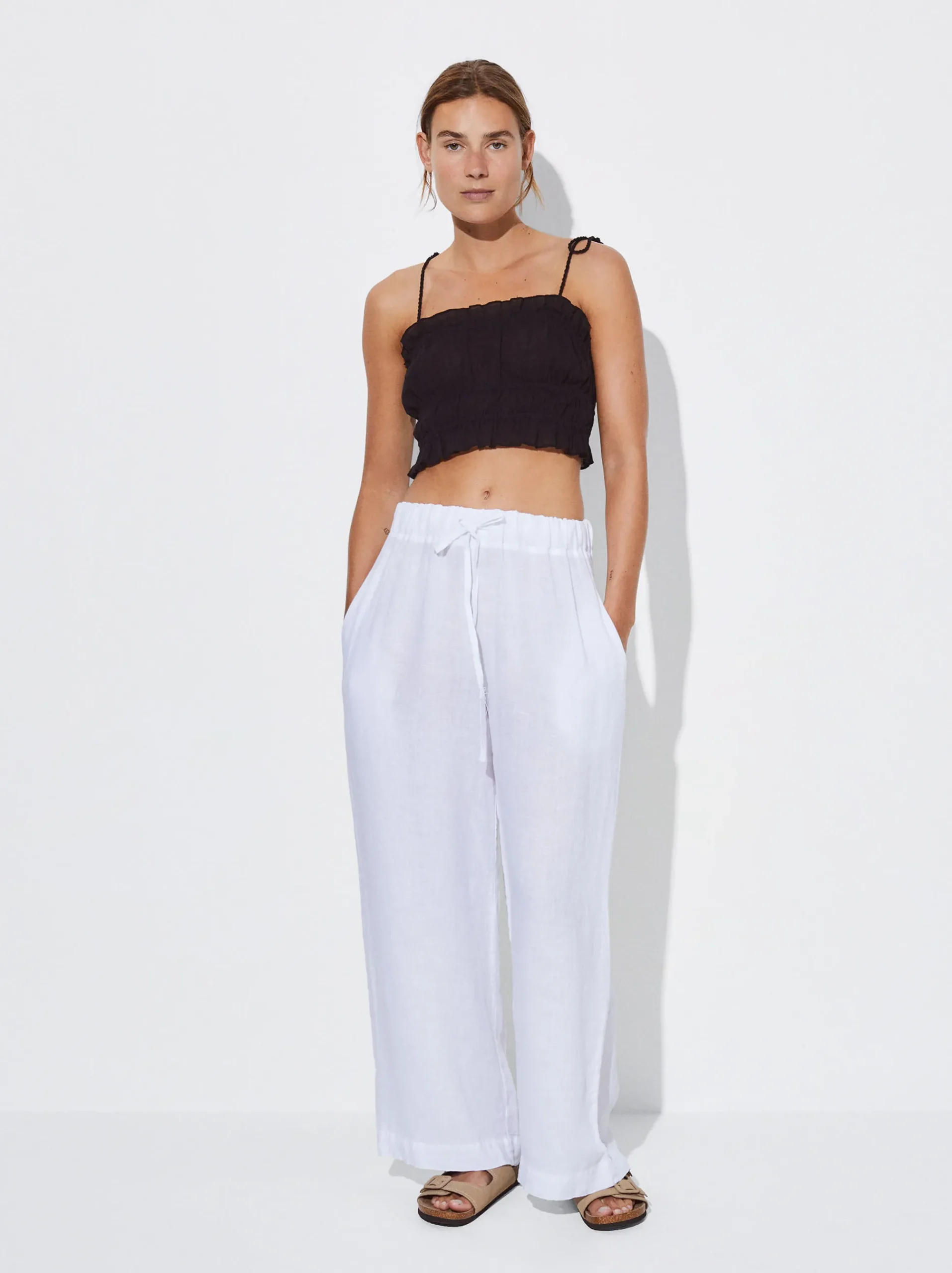 PARFOIS Basics|Strick>Online Exclusive - Elastisches Cropped-Top Schwarz