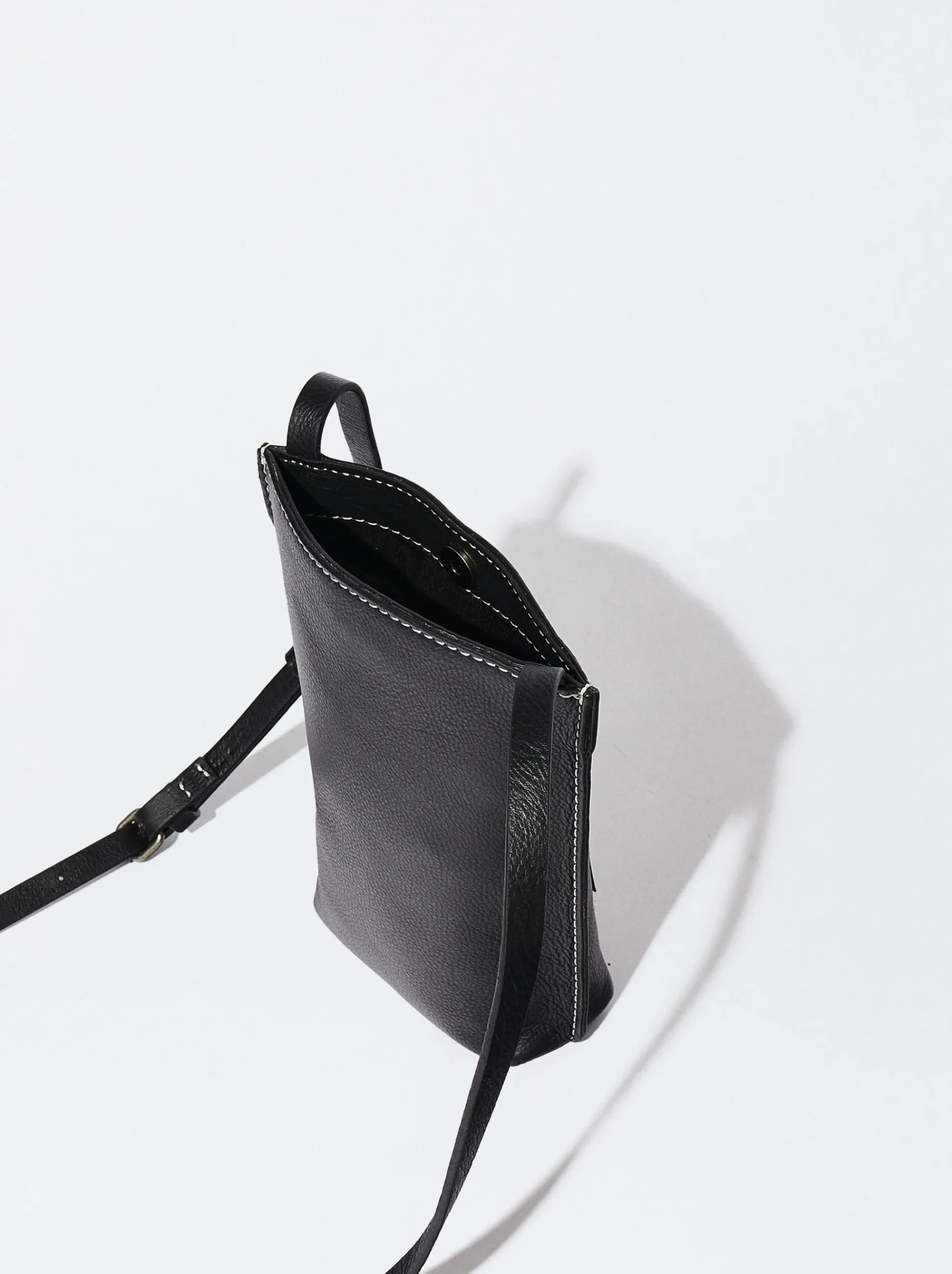 PARFOIS Handyhüllen|Handyhüllen>Online Exclusive - Handyhülle Aus Leder Schwarz