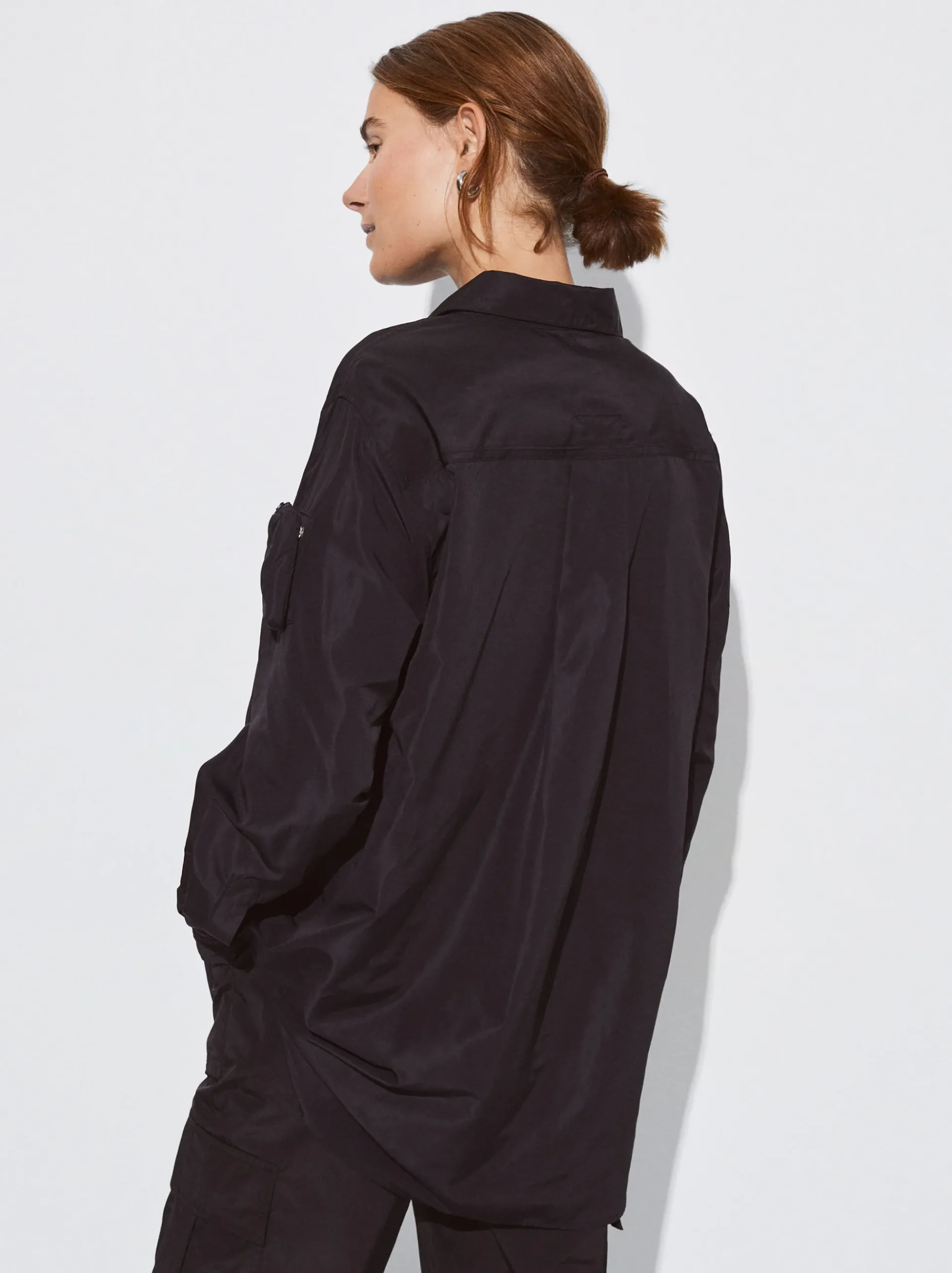 PARFOIS Basics|Strick>Online Exclusive - Hemd Aus Nylon Mit Tasche Schwarz