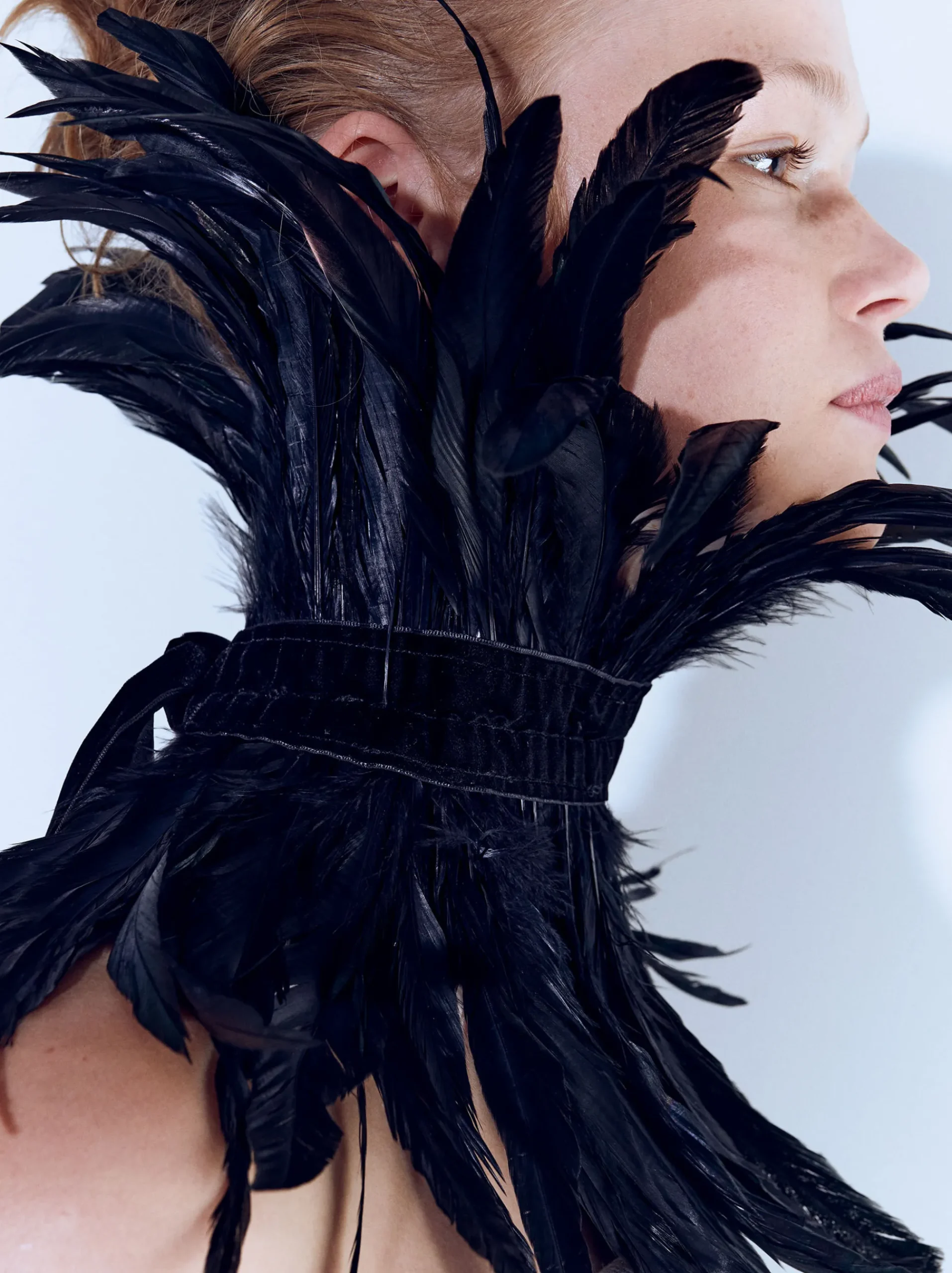 PARFOIS Set Ohrringen|Hoop-Ohrringe>Online Exclusive - Maxi-Halskette Mit Federn Schwarz