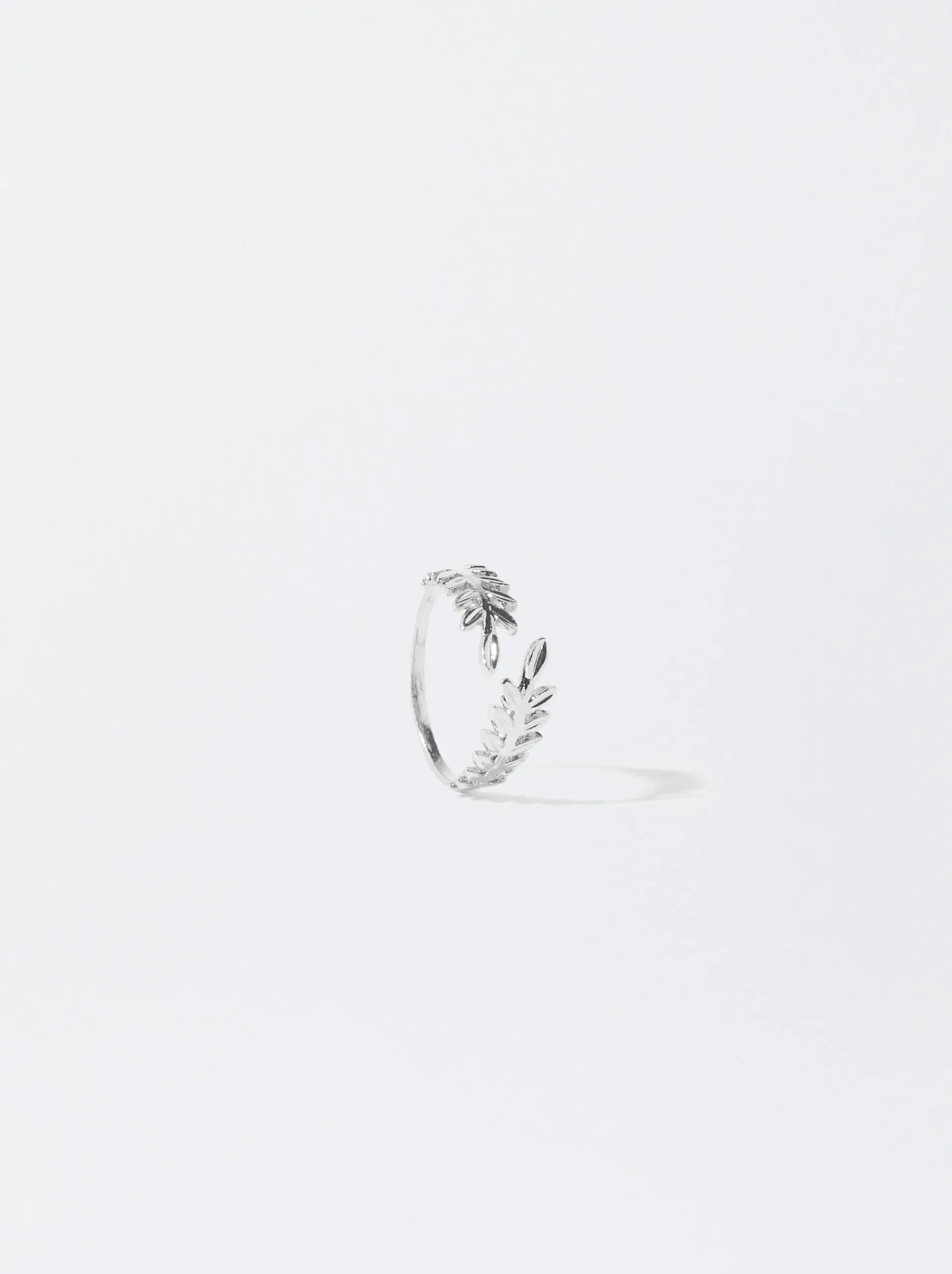 PARFOIS Raffinierter Modeschmuck|Kurze Ohrringe>Ring Mit Blatt Silber