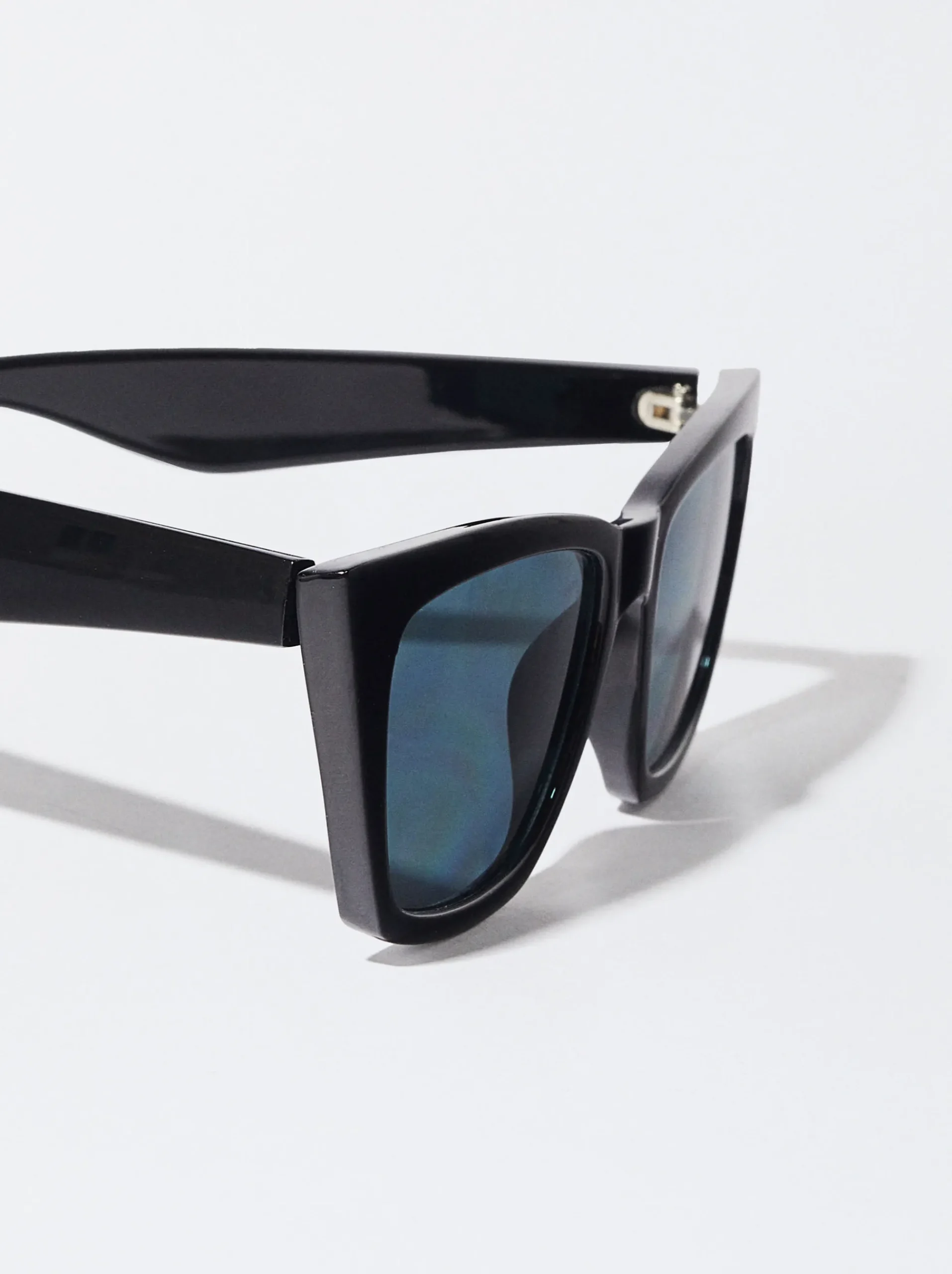 PARFOIS Kunststoff Sonnenbrille>Sonnenbrille Mit Viereckigem Gestell Schwarz