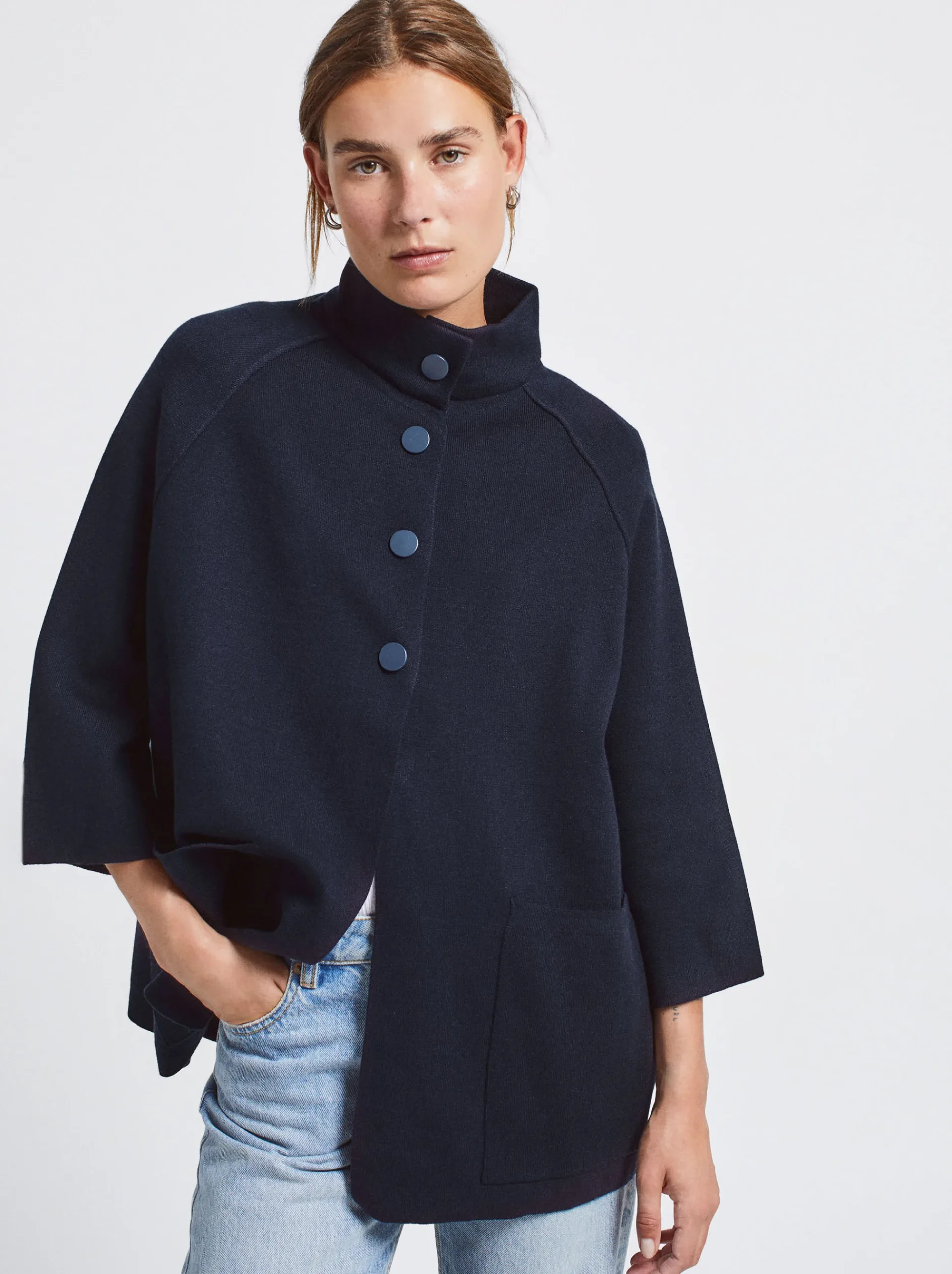 PARFOIS Ohrklemme>Strickponcho Mit Knöpfen Blau