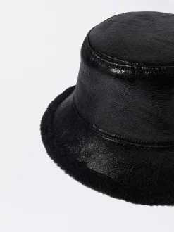 PARFOIS Geldbeutel>Wasserdichter Bucket Hat In Lackoptik Schwarz