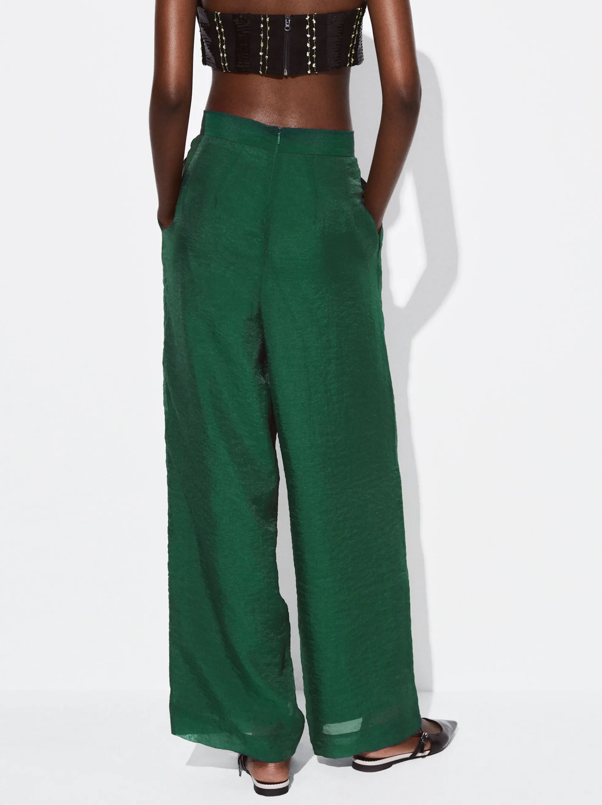 PARFOIS Schultertaschen>Wide Leg-Hose Mit Glänzendem Stoff Grün